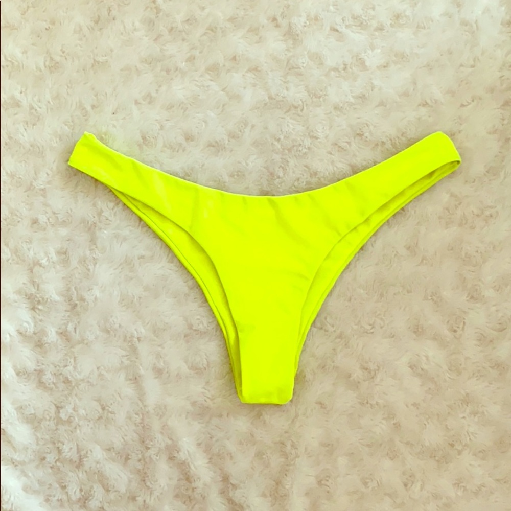 Bikini bottom